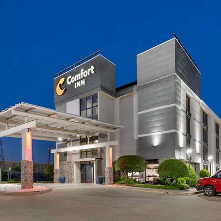 Comfort Inn Dallas North Love Field Airport Buitenkant foto