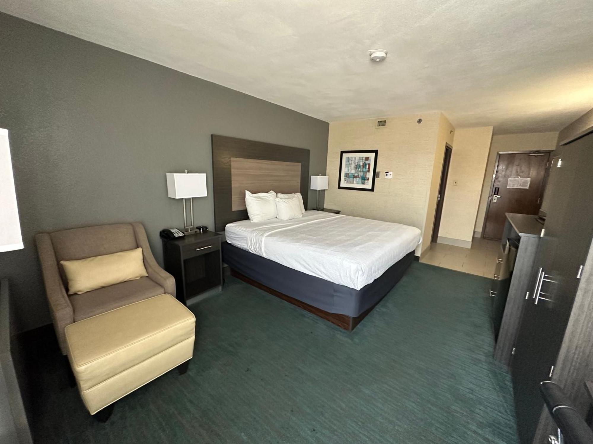 Comfort Inn Dallas North Love Field Airport Buitenkant foto